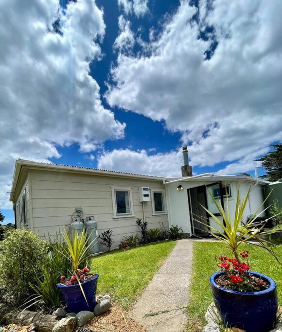 Matauri Bay Shearer'S Cottage Exterior photo